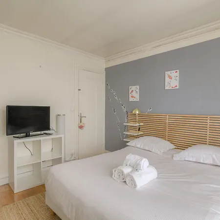 Apartment Et Chaleureux Avec Garage Prive *