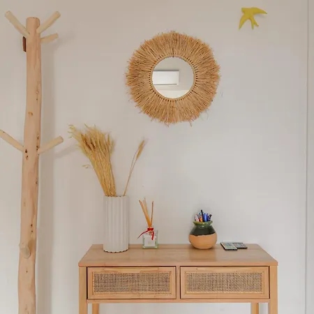 Et Chaleureux Avec Garage Prive Apartment